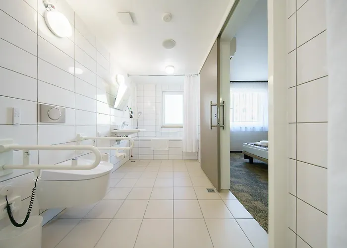 Hotel Toyoko Hauptbahnhof 3*